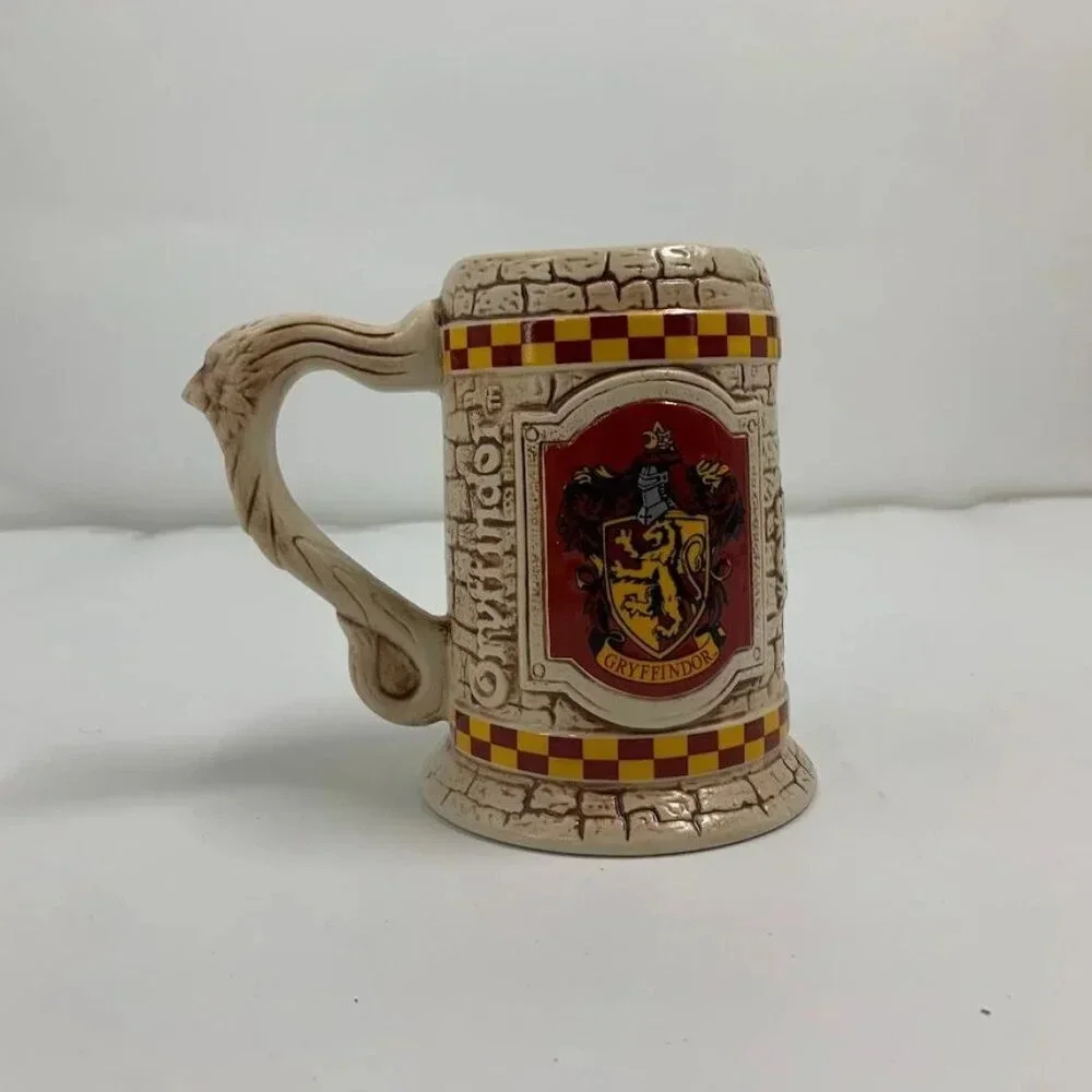 The Wizarding‎ World Harry Potter 2011 Genuine Collectible GRYFFINDOR Beer Stein
